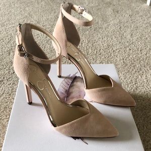 Jessica Simpson heels